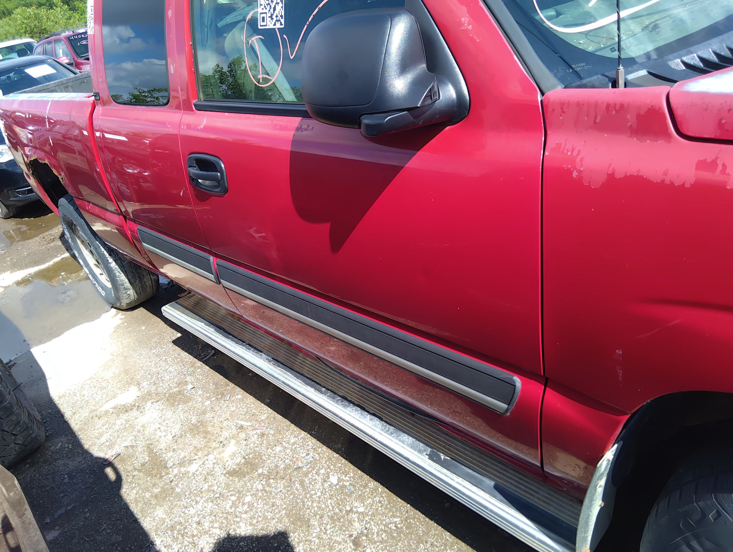 1999-2007 Chevrolet Silverado 1500 Passenger Front Door Oem 5030654 - Oemusedautoparts1.com