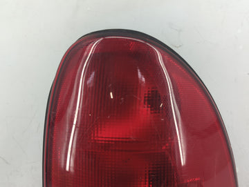 1998-2003 Dodge Durango Tail Light Assembly Passenger Right OEM P/N:4576362 Fits Fits 1996 1997 1998 1999 2000 2001 2002 2003 OEM Used Auto Parts