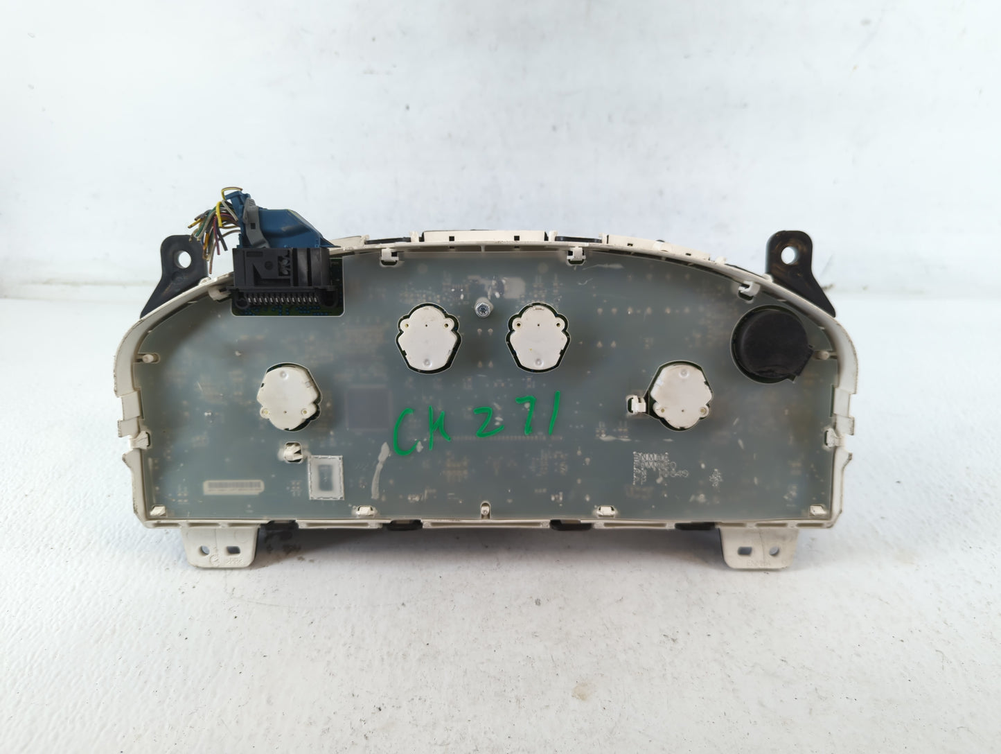 2003 Dodge Durango Instrument Cluster Speedometer Gauges Fits OEM Used Auto Parts - Oemusedautoparts1.com