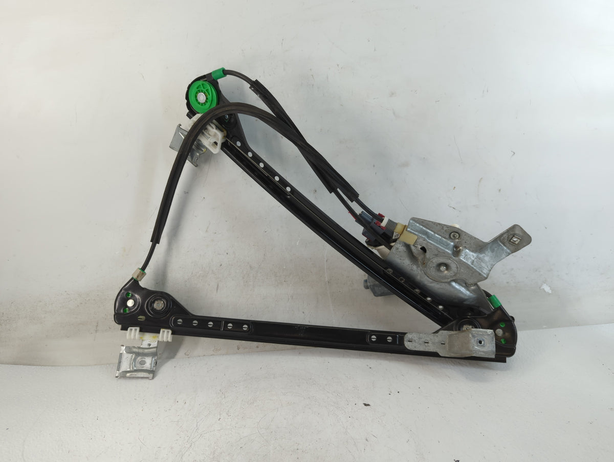 2001-2003 Dodge Durango Used Driver Left Front Window Regulator 795800 - Oemusedautoparts1.com