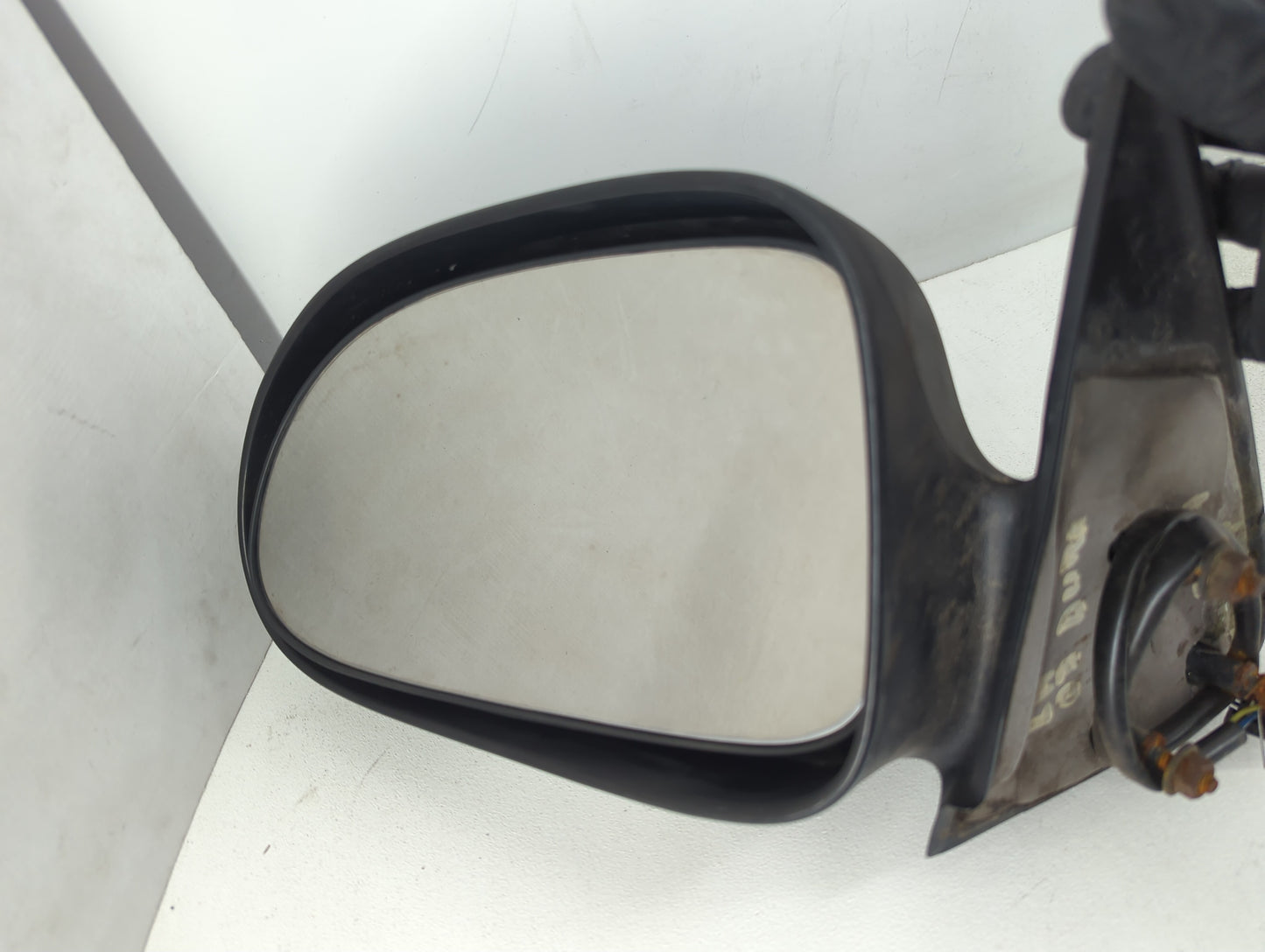 2001-2003 Dodge Durango Driver Side View Mirror - Left Door Mirror OEM Used - Oemusedautoparts1.com
