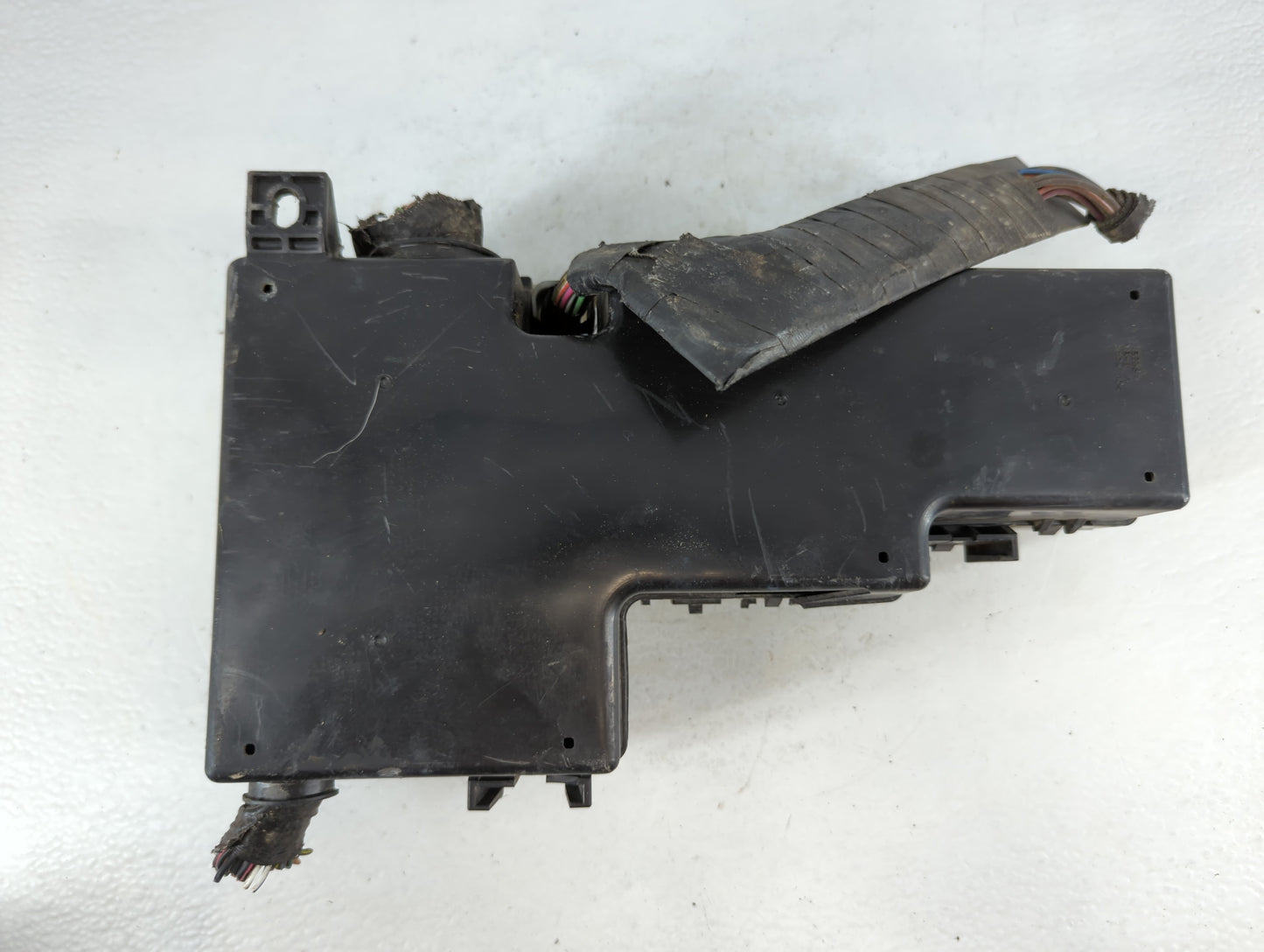 2000-2003 Dodge Durango Fusebox Fuse Box Panel Relay Module P/N:56045003AC 7154-5063NA-I Fits Fits 2000 2001 2002 2003 OEM U