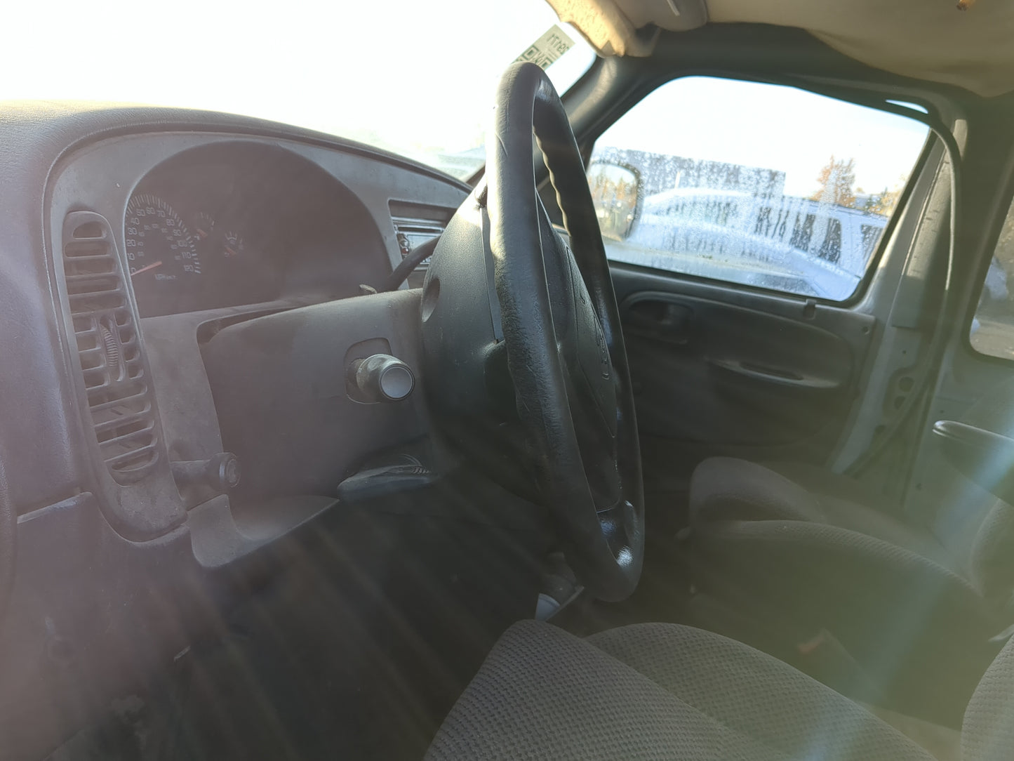 Dodge Ram Van 2500 Air Bag Driver Left Steering Wheel Mounted - Oemusedautoparts1.com