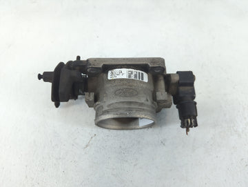 2003 Ford Expedition Throttle Body P/N:072702 2 Fits Fits 2000 2001 2002 2004 OEM Used Auto Parts