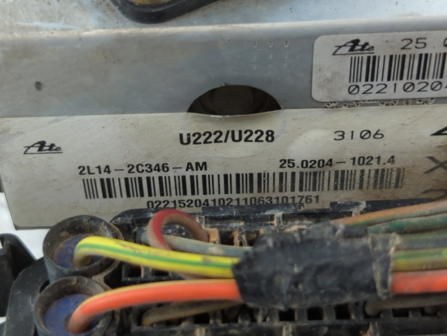 2003 Ford Expedition ABS Pump Control Module Replacement P/N:2L14-2C346-AM Fits OEM Used Auto Parts - Oemusedautoparts1.com