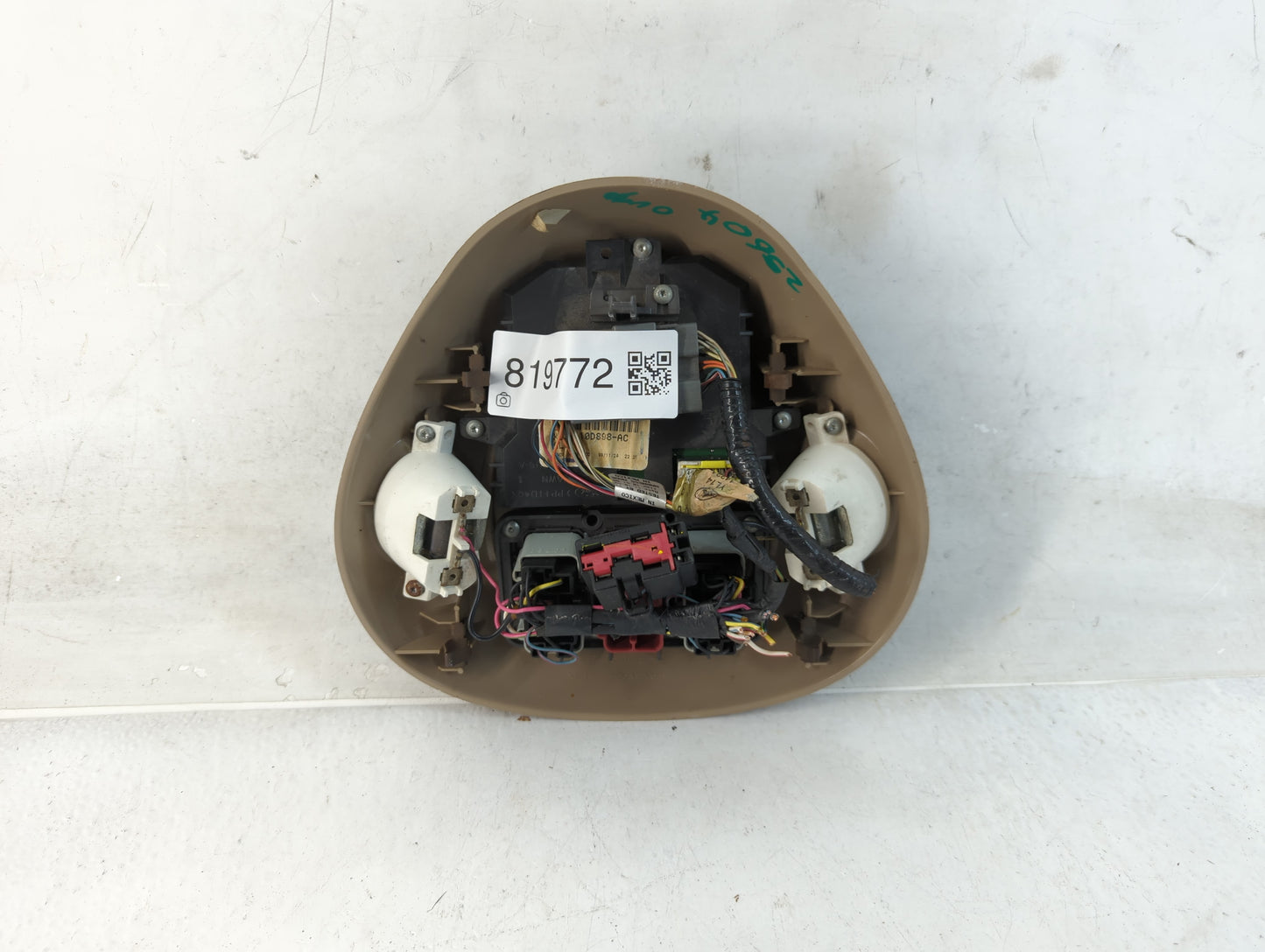2003 Ford Expedition Overhead Roof Console - Oemusedautoparts1.com