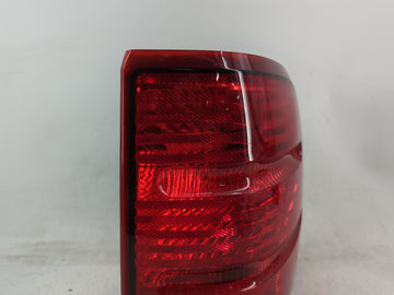 2002-2005 Ford Explorer Tail Light Assembly Passenger Right OEM P/N:1L2X-13B504-B Fits Fits 2002 2003 2004 2005 OEM Used Auto Parts