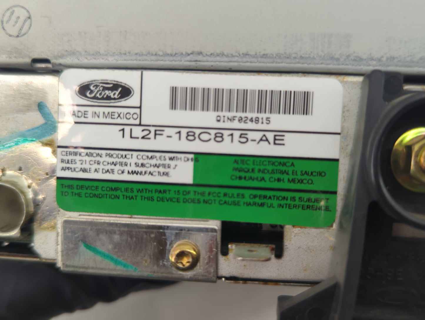2002-2004 Ford Explorer Radio AM FM Cd Player Receiver Replacement P/N:1L2F-18C815-AE Fits Fits 2002 2003 2004 OEM Used Auto