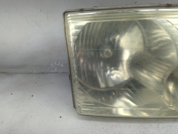 2002-2005 Ford Explorer Passenger Right Oem Head Light Headlight Lamp 1465549