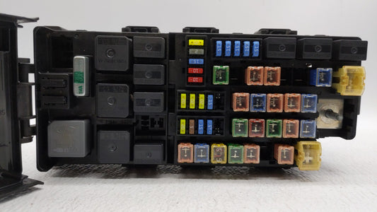 2002-2010 Ford Explorer Fusebox Fuse Box Panel Relay Module P/N:2L5T-14A075-AA 1L2T-14398-ER Fits OEM Used Auto Parts