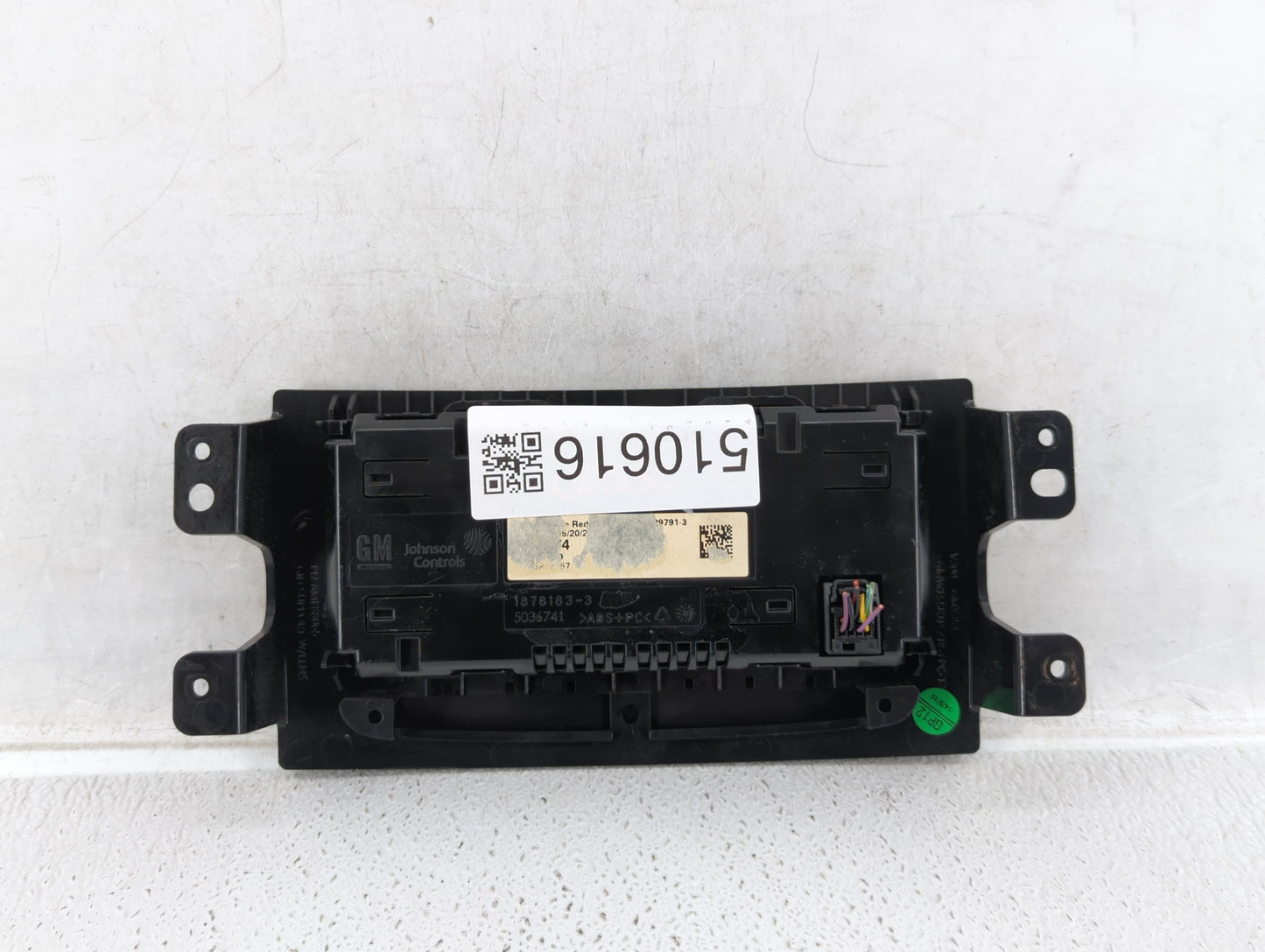 Ford Explorer Information Display Screen - Oemusedautoparts1.com