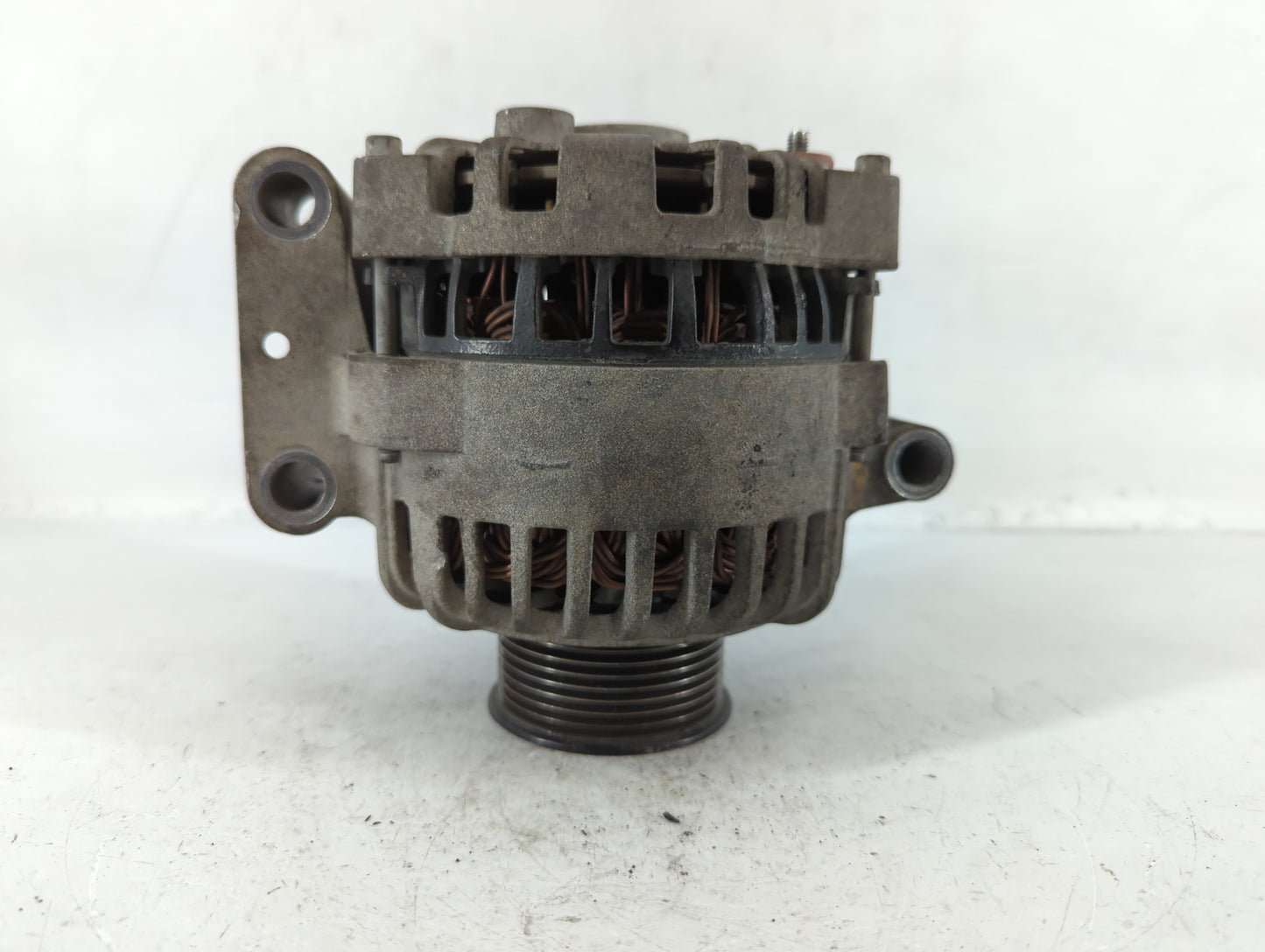 2003 Ford F-350 Super Duty Alternator Replacement Generator Charging Assembly Engine OEM P/N:6C0T-DA 0605061 Fits OEM Used A