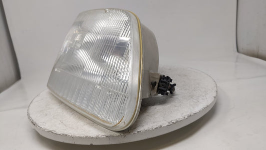 2003 Ford F150 Passenger Right Oem Head Light Lamp R8s40b24