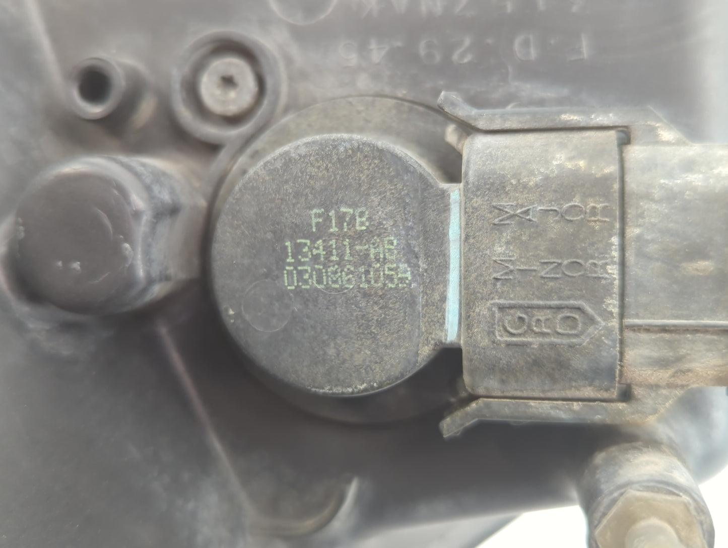 2001-2004 Ford Mustang Driver Left Oem Head Light Headlight Lamp - Oemusedautoparts1.com