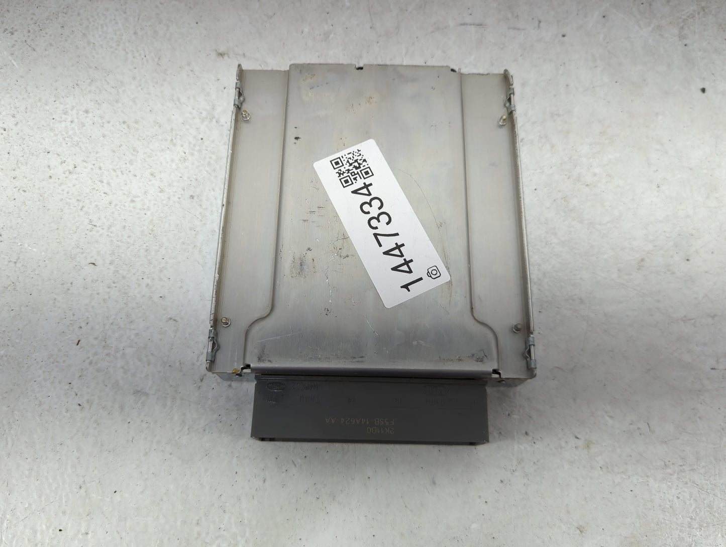 2003 Ford Ranger PCM Engine Control Computer ECU ECM PCU OEM P/N:2L5A-12A650-CD F5SD-14A624-AA Fits OEM Used Auto Parts - Oe