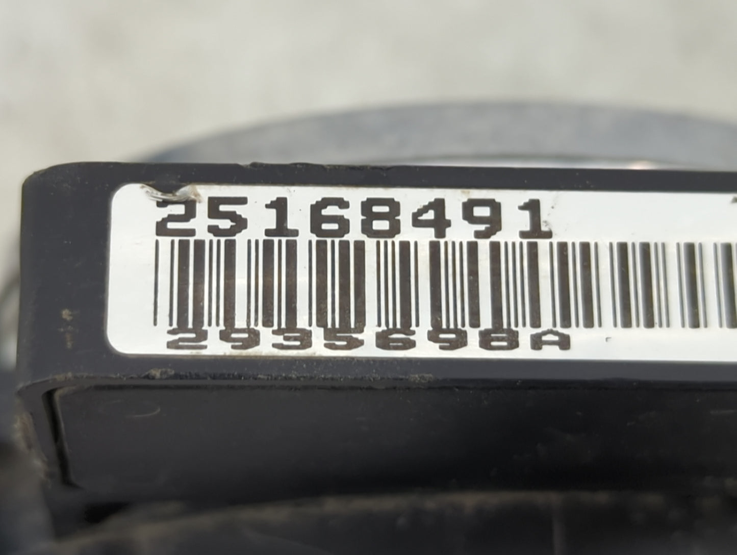 1999-2007 Gmc Sierra 1500 Mass Air Flow Meter Maf 1488416 - Oemusedautoparts1.com