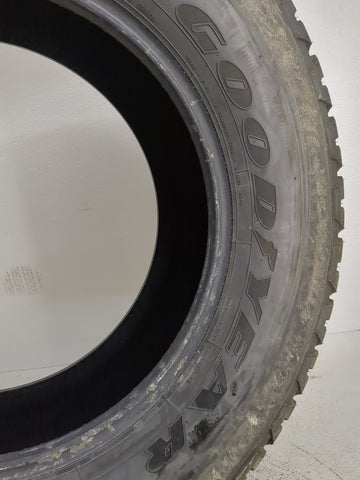 Used Tire P265/70R17 GOODYEAR WRANGLER AT/S 113S - Tread Depth 14/32