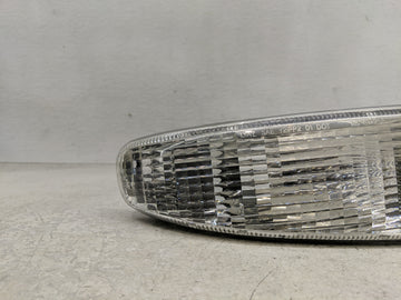 2001-2006 Gmc Yukon Xl 1500 Passenger Right Oem Front Light Lamp