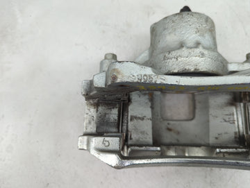 2000-2006 Gmc Yukon Xl 1500 Front Driver Left Brake Caliper 1450843