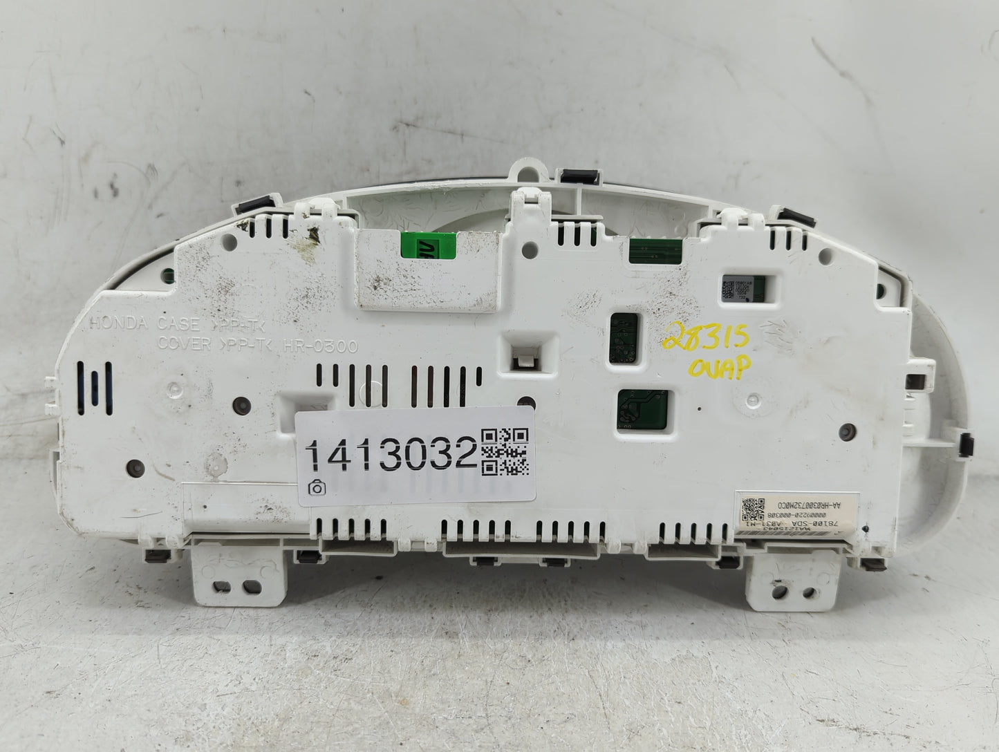 2003-2004 Honda Accord Instrument Cluster Speedometer Gauges P/N:78100-SDA-A031-M1 Fits Fits 2003 2004 OEM Used Auto Parts -