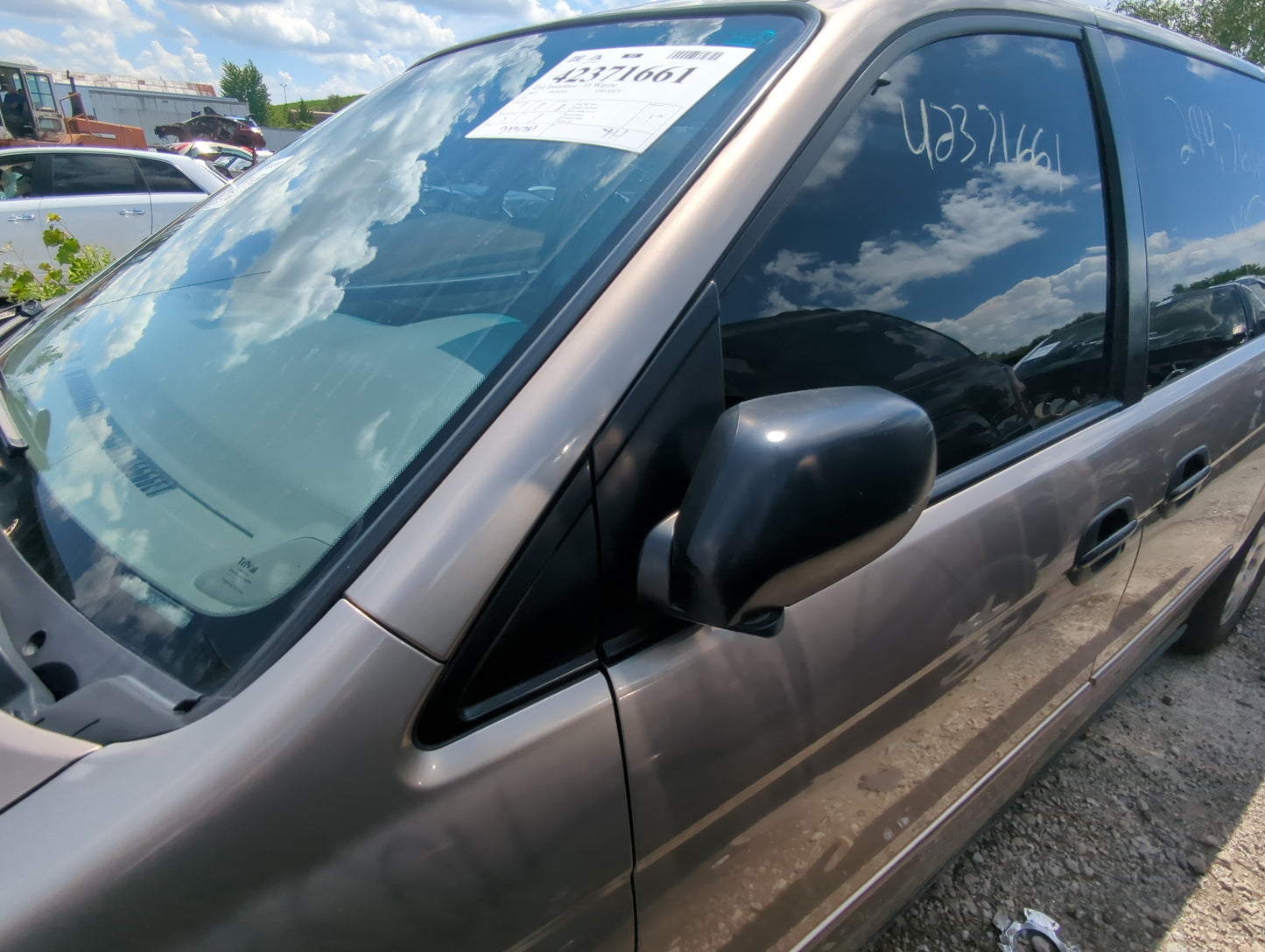1999-2004 Honda Odyssey Driver Side View Mirror - Left Door Mirror OEM Used - Oemusedautoparts1.com