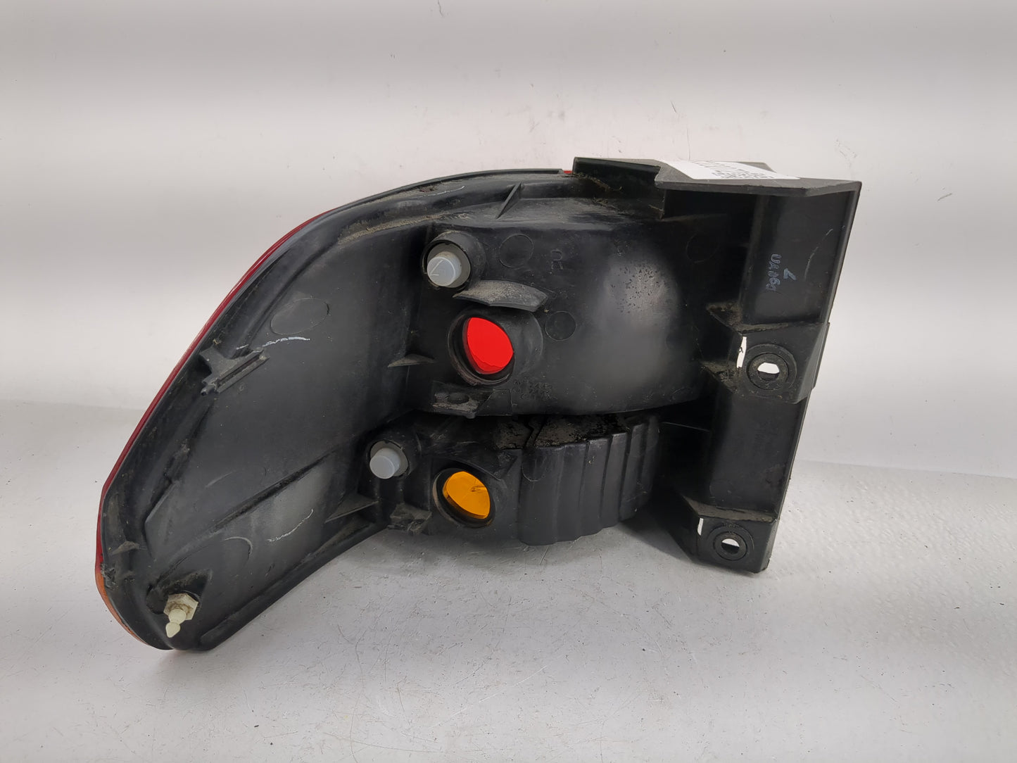 2002-2004 Honda Odyssey Tail Light Assembly Passenger Right OEM Fits Fits 2002 2003 2004 OEM Used Auto Parts - Oemusedautopa