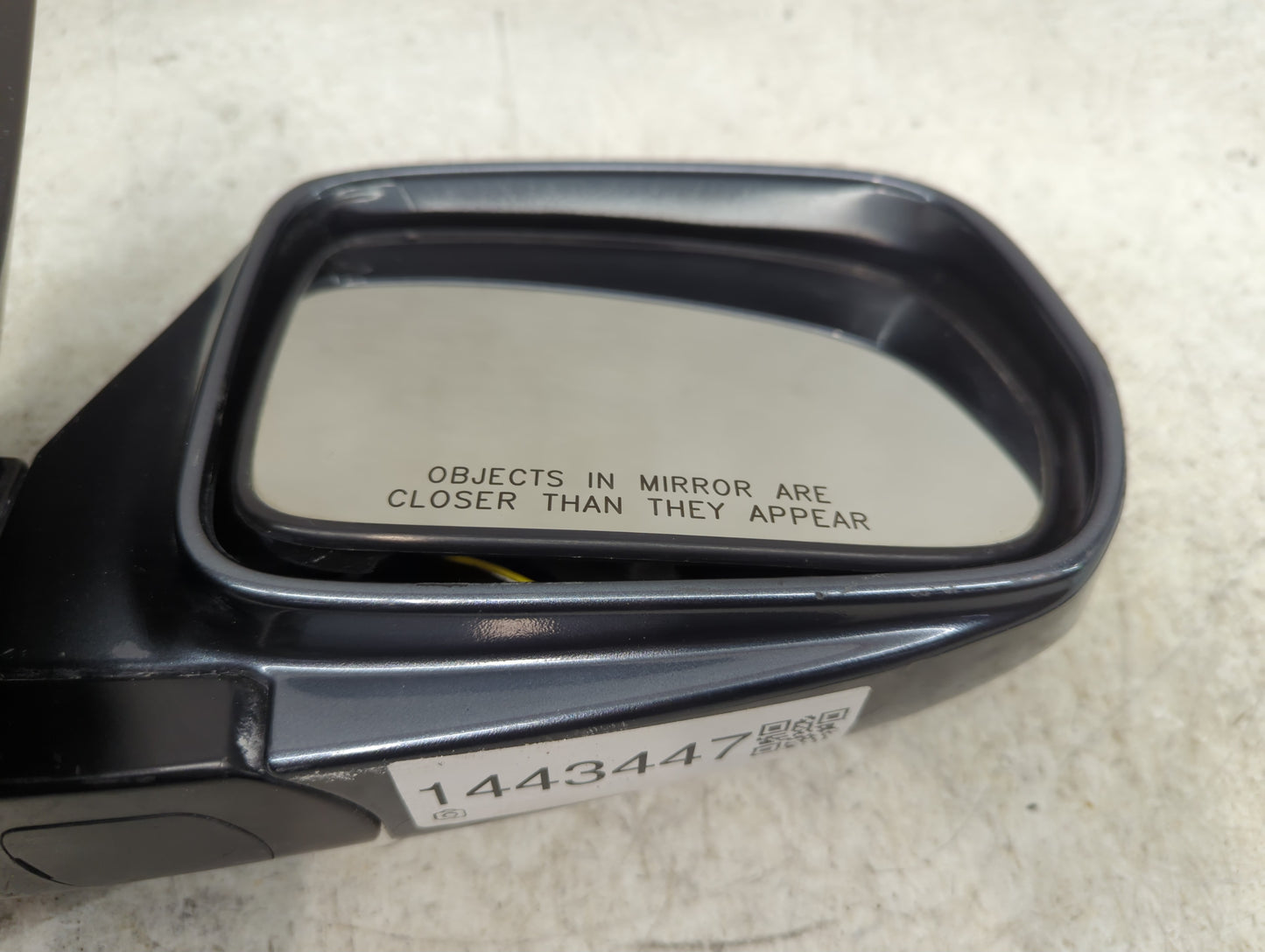 1999-2004 Honda Odyssey Passenger Side View Mirror - Right Door Mirror OEM Used - Oemusedautoparts1.com