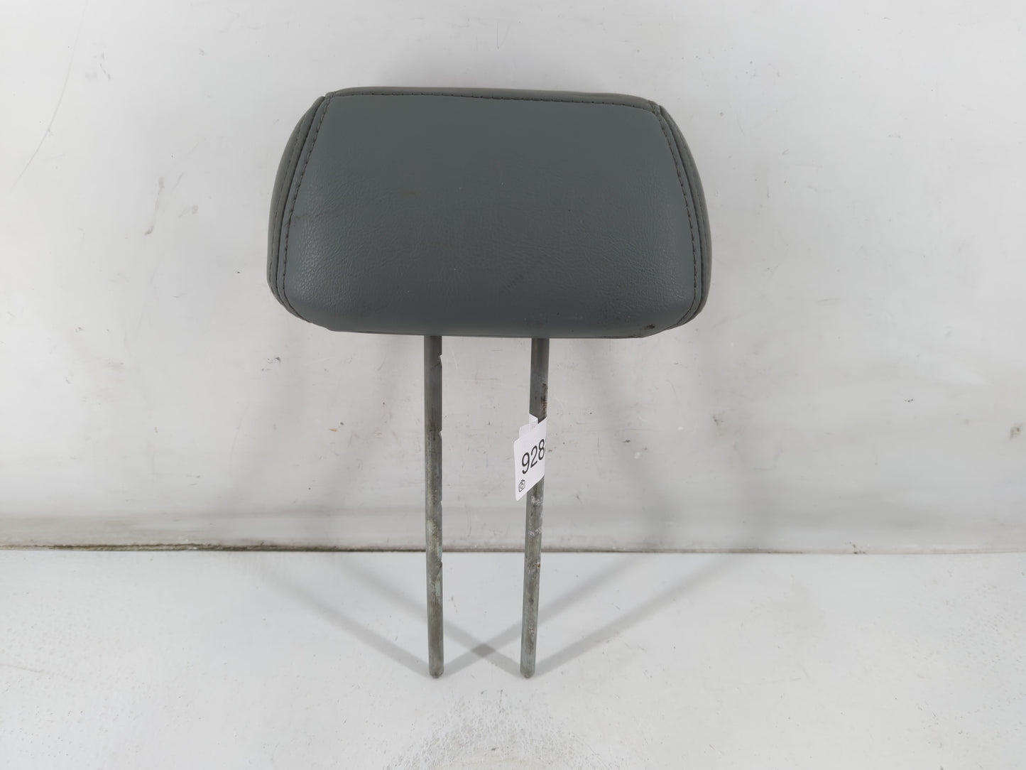 2003 Honda Pilot Headrest Head Rest Front Driver Passenger Seat Fits OEM Used Auto Parts - Oemusedautoparts1.com