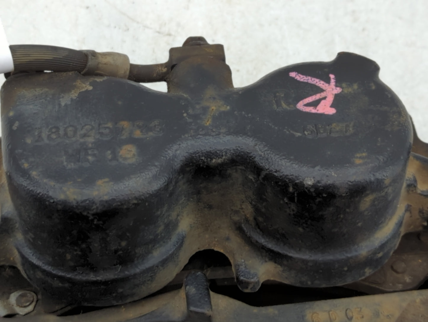 Hummer H2 Front Passenger Right Brake Caliper Black - Oemusedautoparts1.com