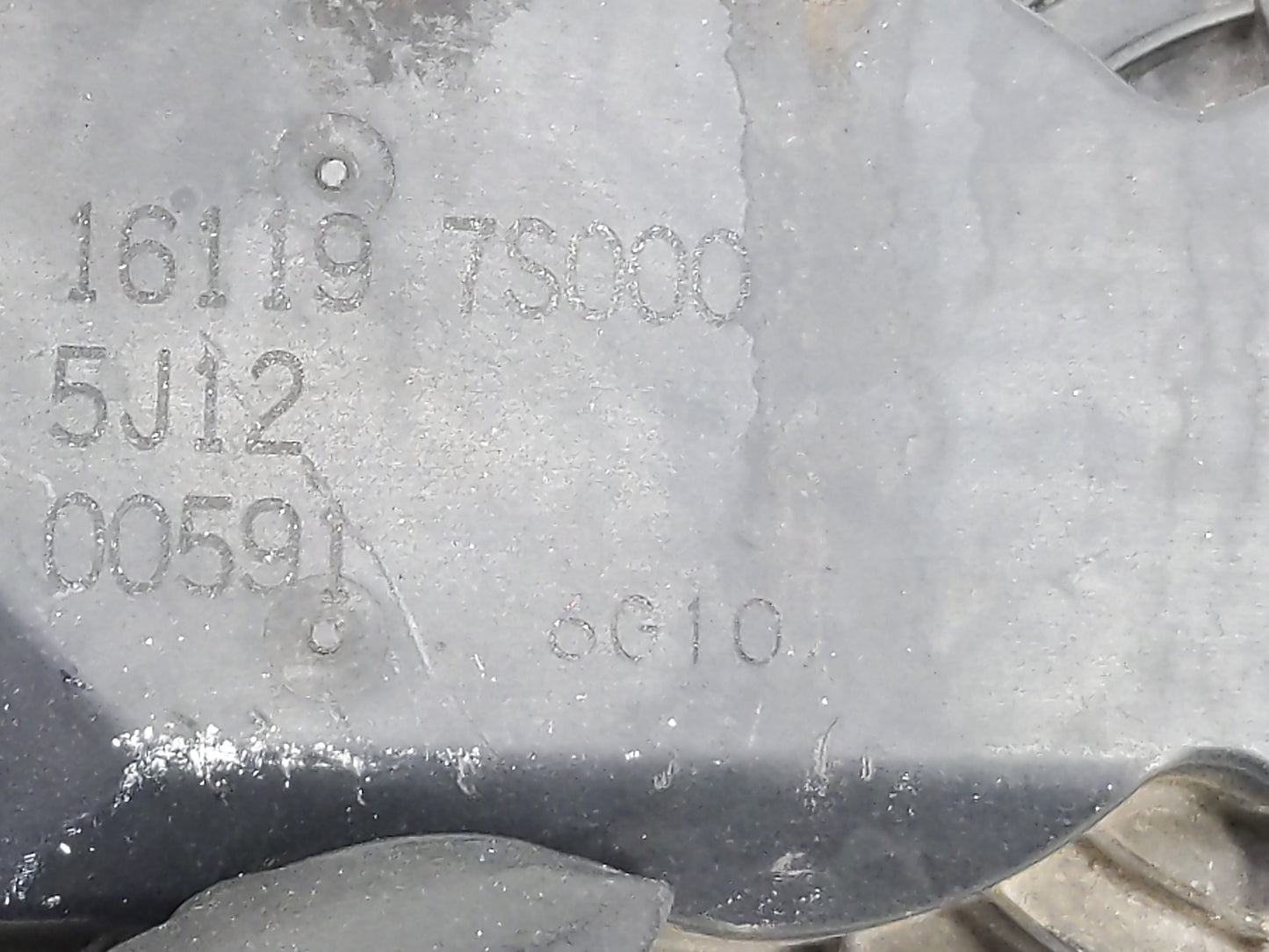 2000-2003 Hyundai Accent Throttle Body P/N:16119 7S000 Fits Fits 2000 2001 2002 2003 OEM Used Auto Parts - Oemusedautoparts1