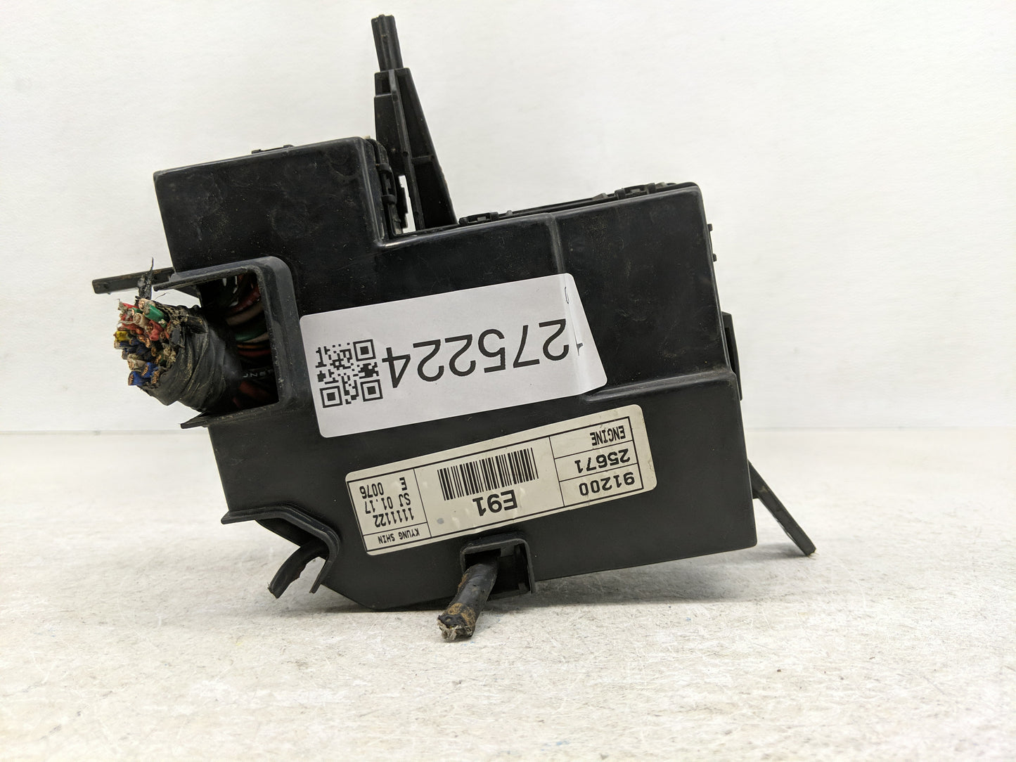 2000-2006 Hyundai Accent Fusebox Fuse Box Panel Relay Module P/N:91200 25671 Fits Fits 2000 2001 2002 2003 2004 2005 2006 OE
