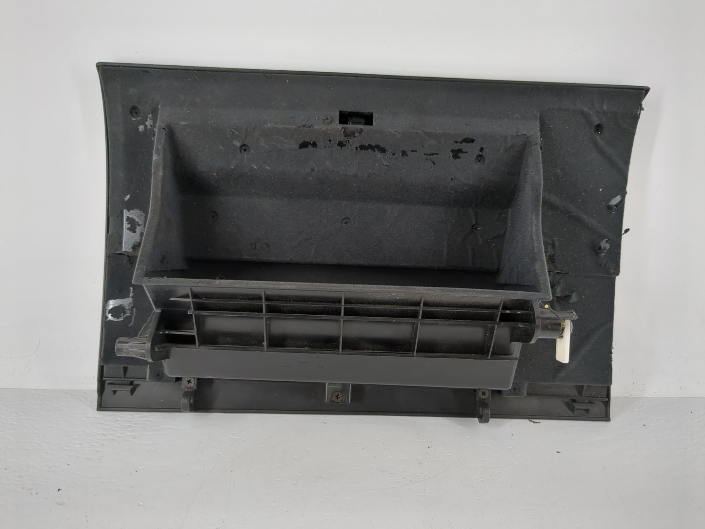 2003 Infiniti G35 Passenger Glove Box Door Storage Compartment - Oemusedautoparts1.com