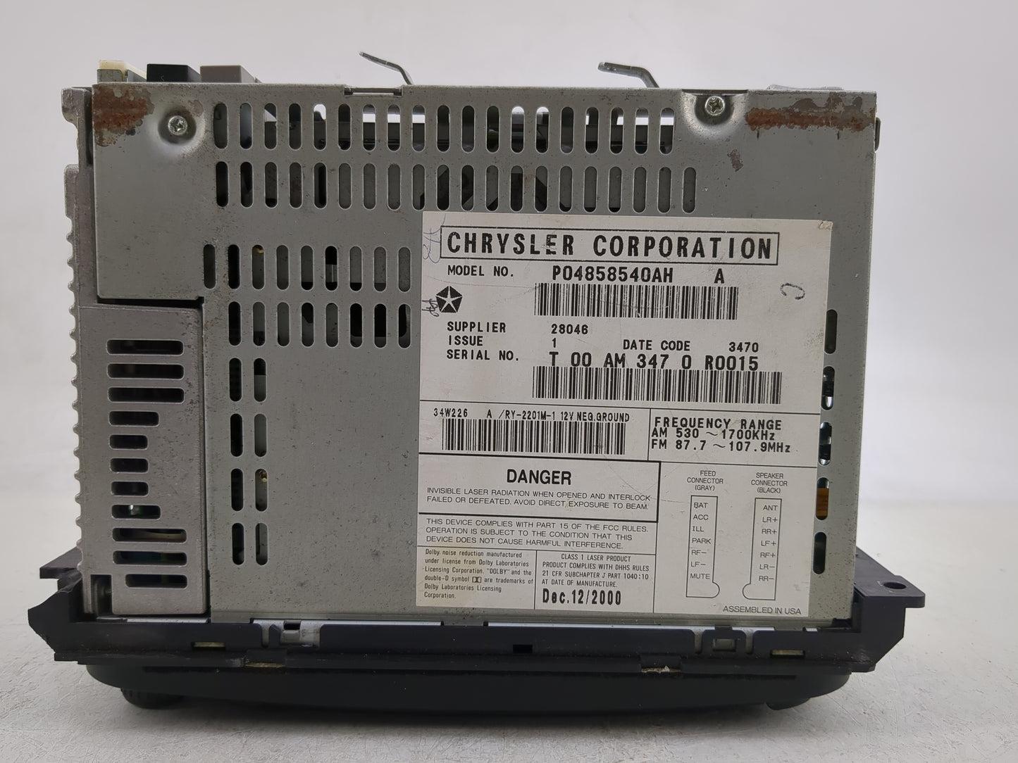 2002-2007 Jeep Liberty Radio AM FM Cd Player Receiver Replacement Fits Fits 2002 2003 2004 2005 2006 2007 OEM Used Auto Part