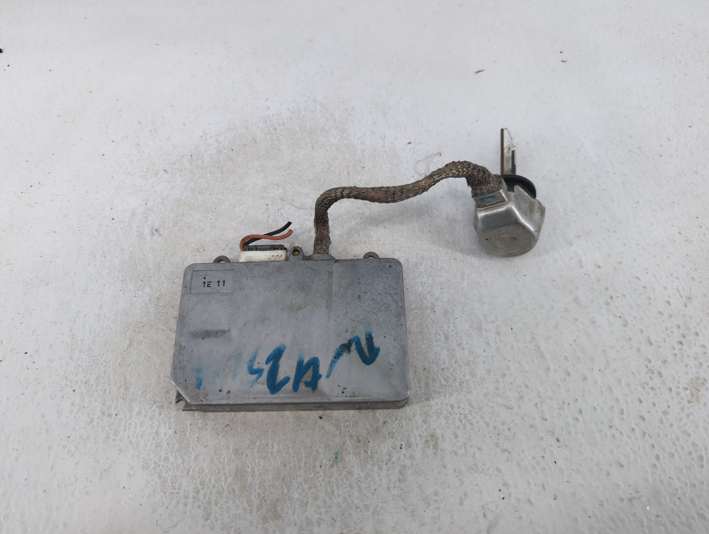 2003-2005 Lincoln Aviator Headlight Ballast Head Light - Oemusedautoparts1.com