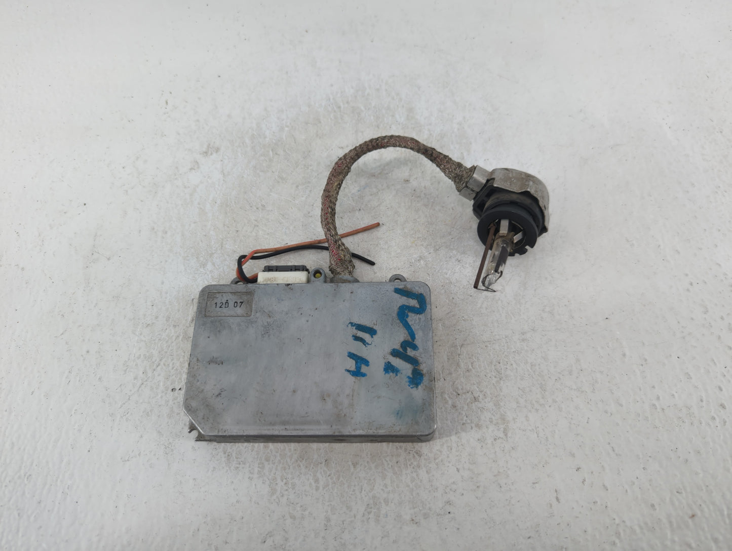 2003-2005 Lincoln Aviator Headlight Ballast Head Light - Oemusedautoparts1.com