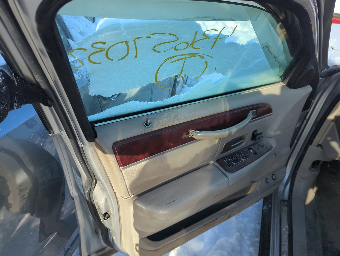 2003 Lincoln Town Car Front Left Driver Interior Door Panel Trim - Oemusedautoparts1.com
