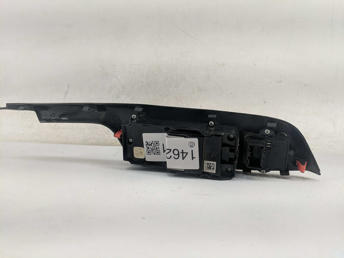 2003-2011 Lincoln Town Car Master Power Window Switch Replacement Driver Side Left Fits OEM Used Auto Parts - Oemusedautopar