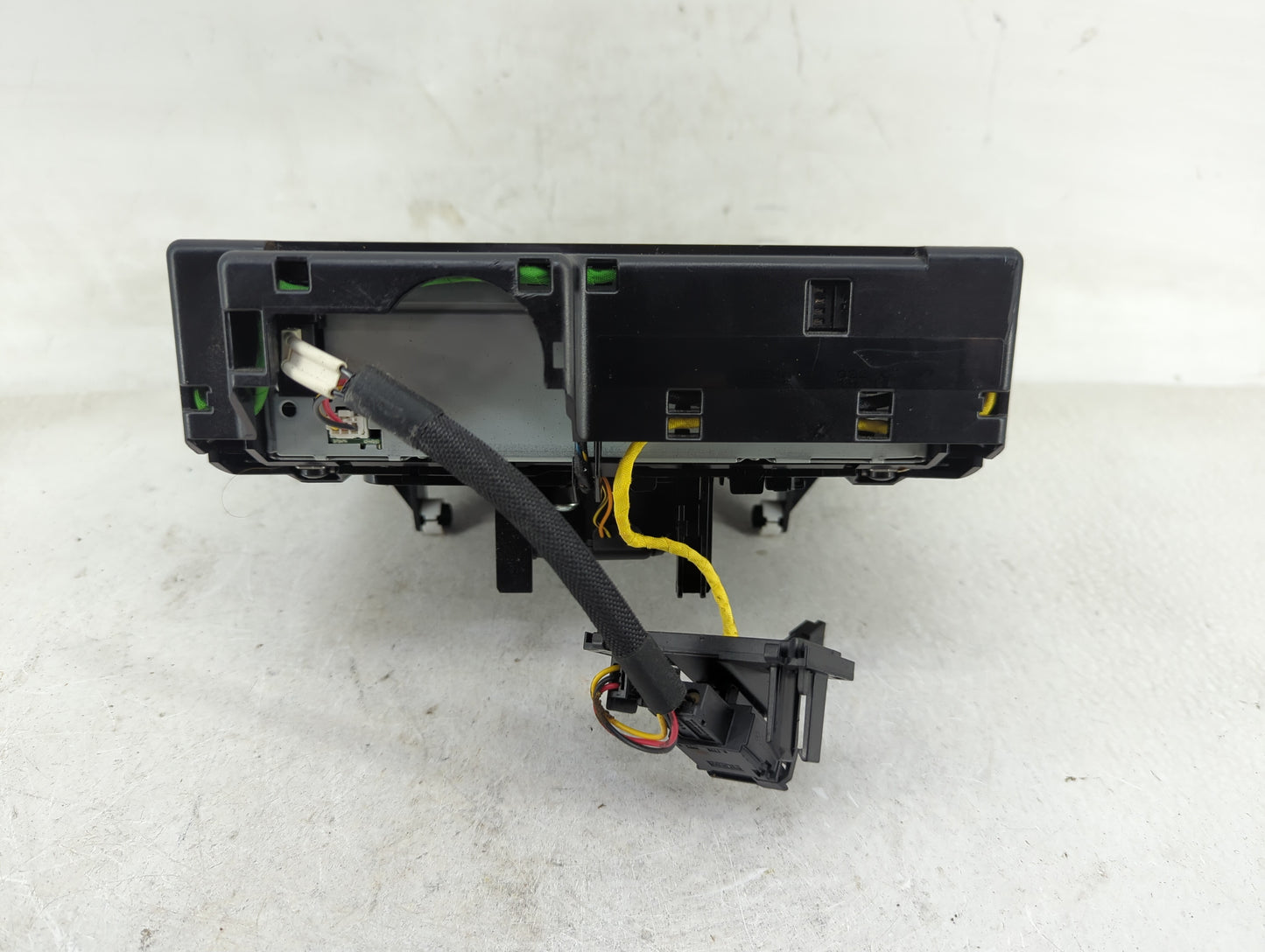 2003-2004 Mercedes-Benz E500 Radio AM FM Cd Player Receiver Replacement P/N:87940 02F30 Fits Fits 2003 2004 2006 2007 OEM Us