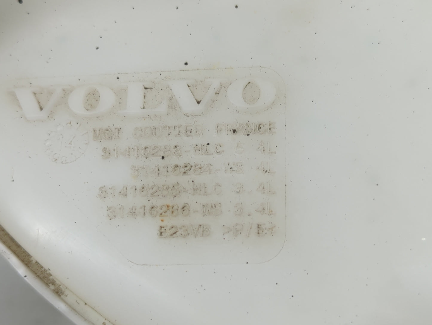 2003 Mercedes-benz Sl500 Windshield Washer Fluid Reservoir Bottle Oem - Oemusedautoparts1.com