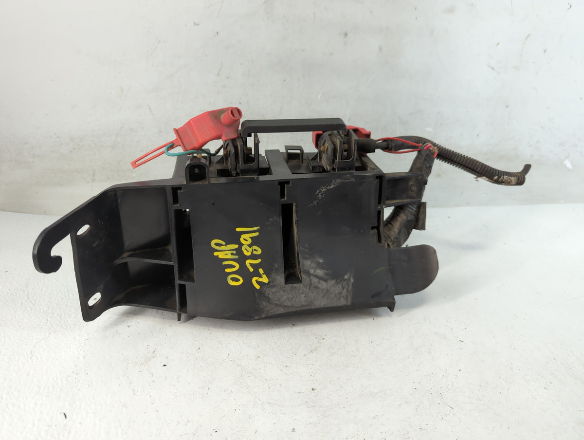 2003 Mercury Montego Fusebox Fuse Box Panel Relay Module Fits Fits 2000 2001 2002 2004 2005 OEM Used Auto Parts - Oemusedaut