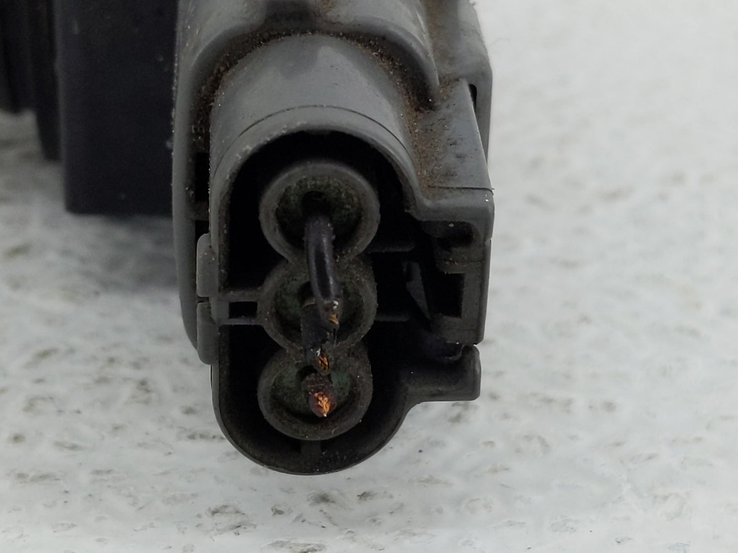 2002-2006 Nissan Altima Ignition Coil Igniter Pack - Oemusedautoparts1.com