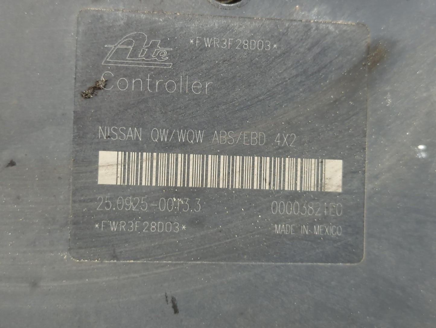 2003-2004 Nissan Xterra ABS Pump Control Module Replacement P/N:FWR3F 28D03 0925-00133 Fits Fits 2003 2004 OEM Used Auto Par