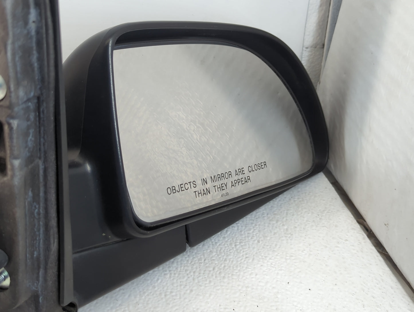 2003-2006 Saturn Vue Passenger Side View Mirror - Right Door Mirror OEM Used - Oemusedautoparts1.com