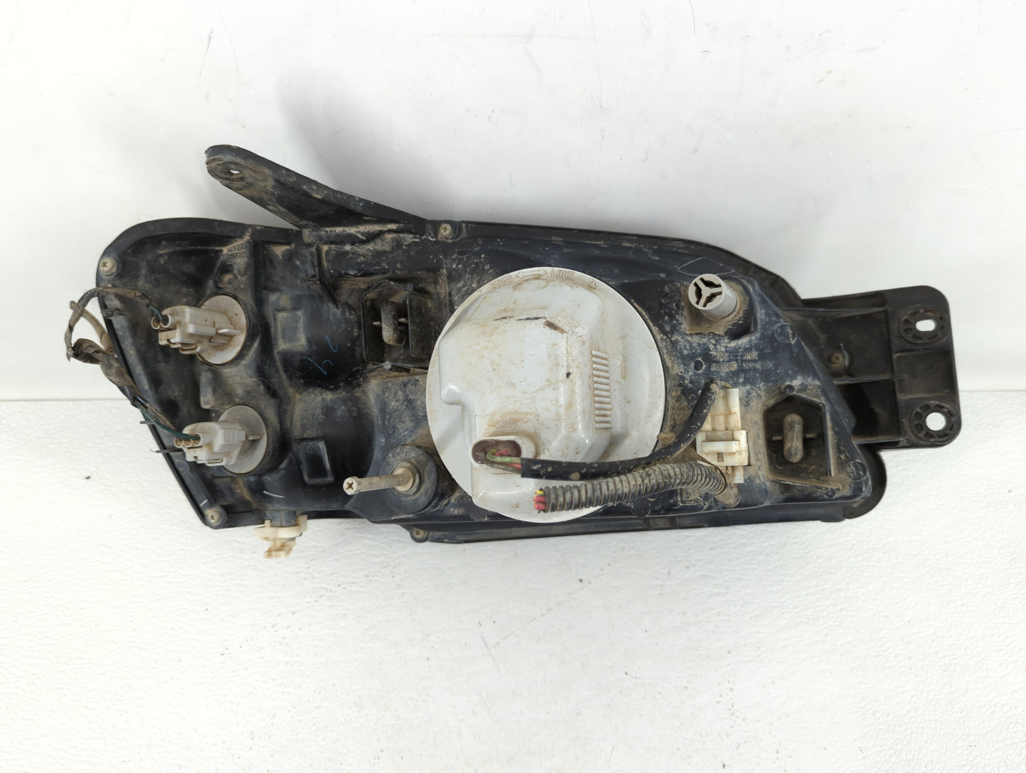 2000-2004 Subaru Legacy Tail Light Assembly Driver Left OEM Fits Fits 2000 2001 2002 2003 2004 OEM Used Auto Parts - Oemused
