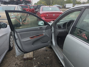2002-2006 Toyota Camry Driver Front Door Oem