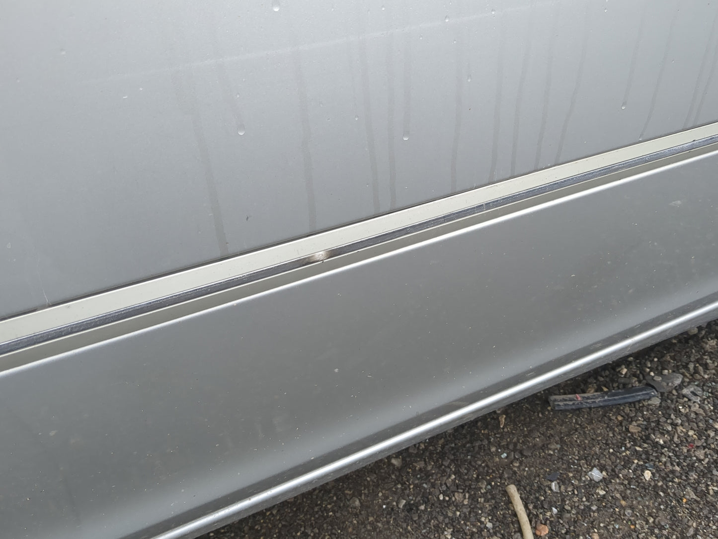 2002-2006 Toyota Camry Passenger Front Door Oem - Oemusedautoparts1.com