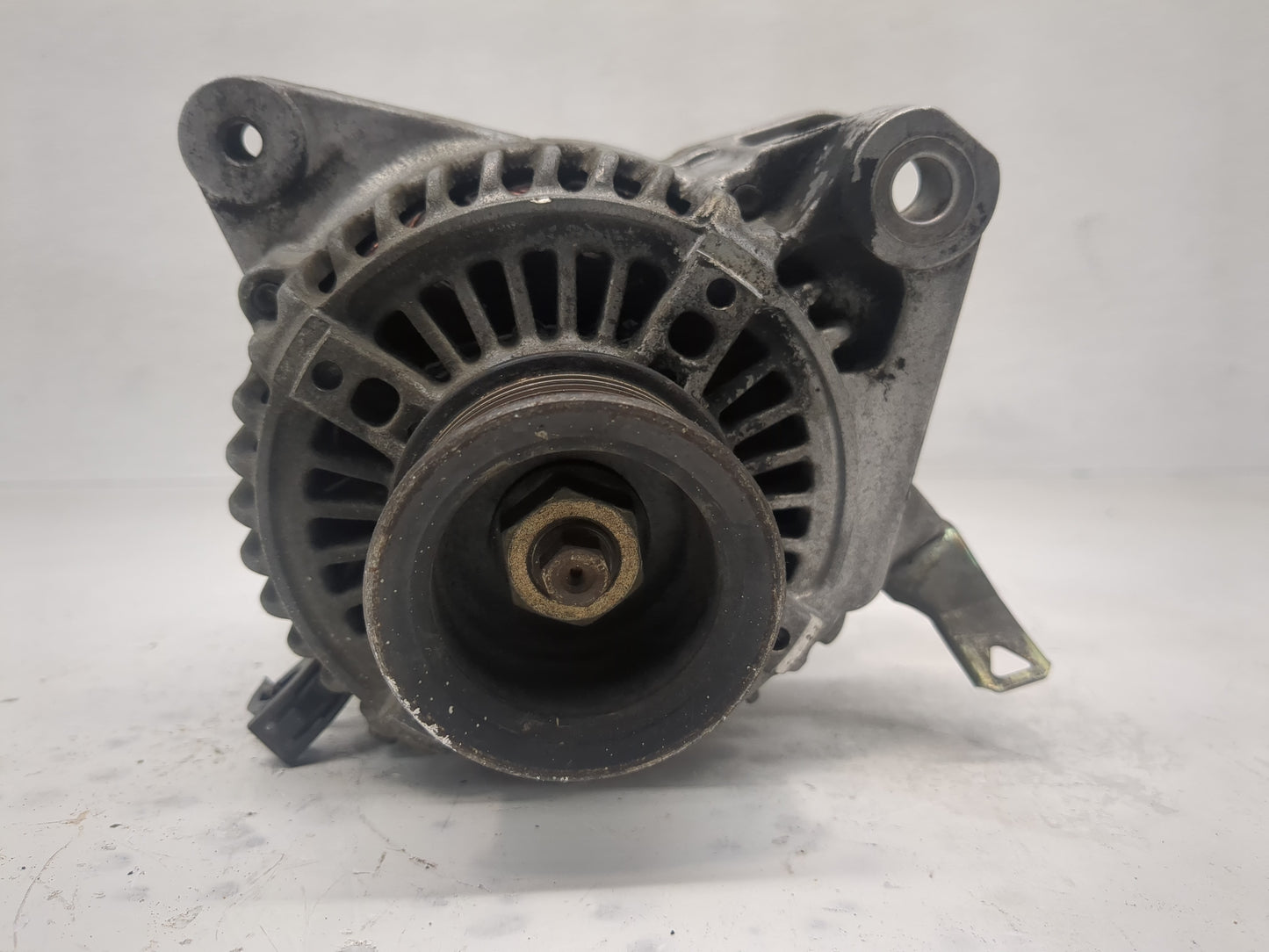 2002-2003 Toyota Camry Alternator Replacement Generator Charging Assembly Engine OEM Fits Fits 2002 2003 OEM Used Auto Parts