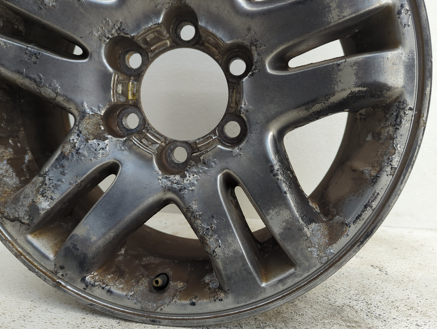 2003-2007 Toyota Sequoia Oem Wheel Rim - Oemusedautoparts1.com