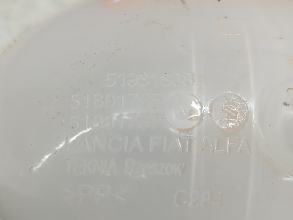 2000 Volkswagen Beetle Radiator Coolant Overflow Expansion Tank Bottle 1449224 - Oemusedautoparts1.com