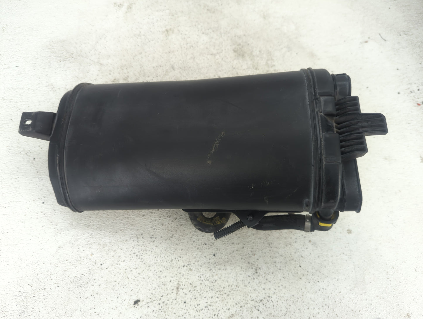 2003 Volkswagen Jetta Fuel Vapor Charcoal Canister - Oemusedautoparts1.com